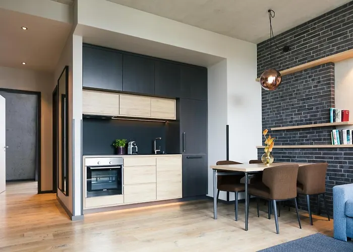 Aparthotel Downtown Mitte 4*