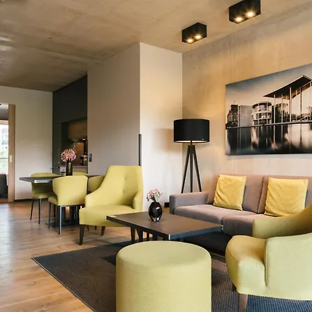 Aparthotel Downtown Mitte 4*
