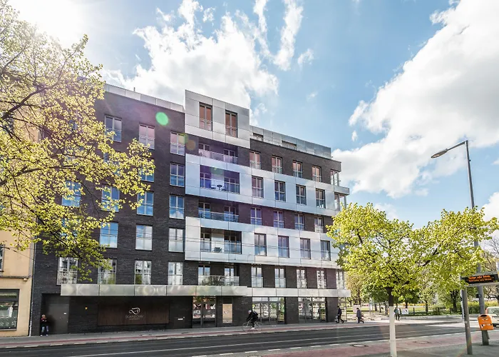 Aparthotel Downtown Mitte 4*