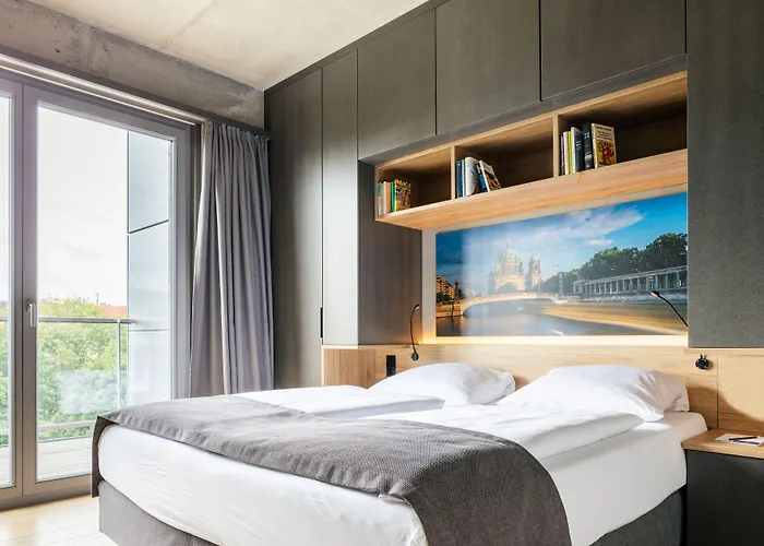 Downtown Mitte Apartahotel 4*