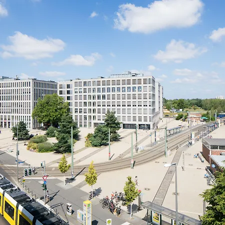 Downtown Mitte 4*